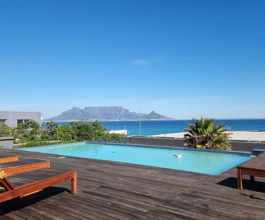 2 Bedroom Property for Sale in Beachfront Western Cape